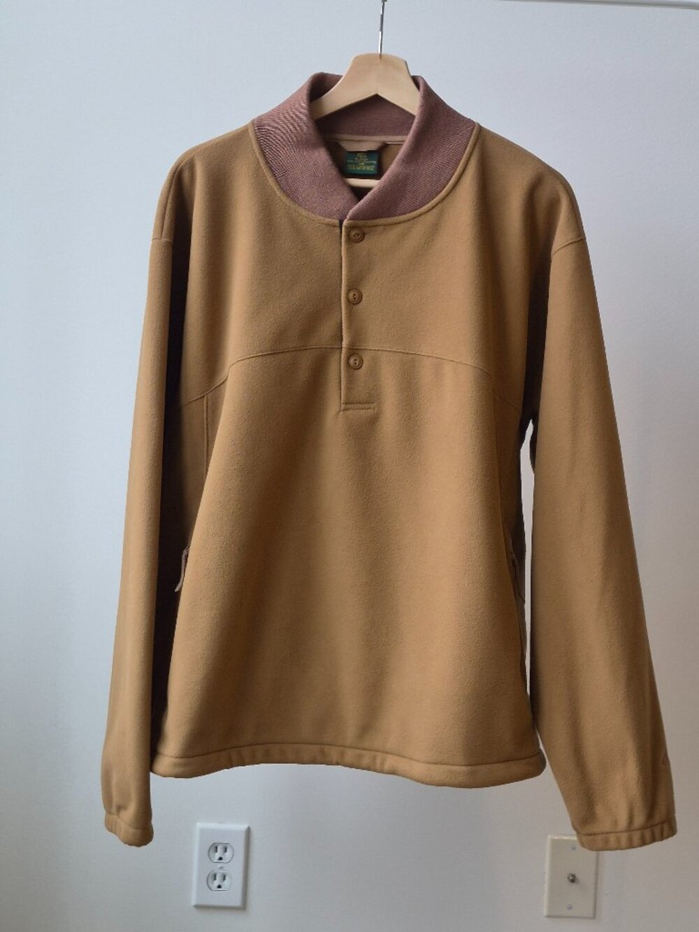 Cabela’s Men’s L Brown Fleece Pullover 3 Button Ribbed Collar Zip Pockets